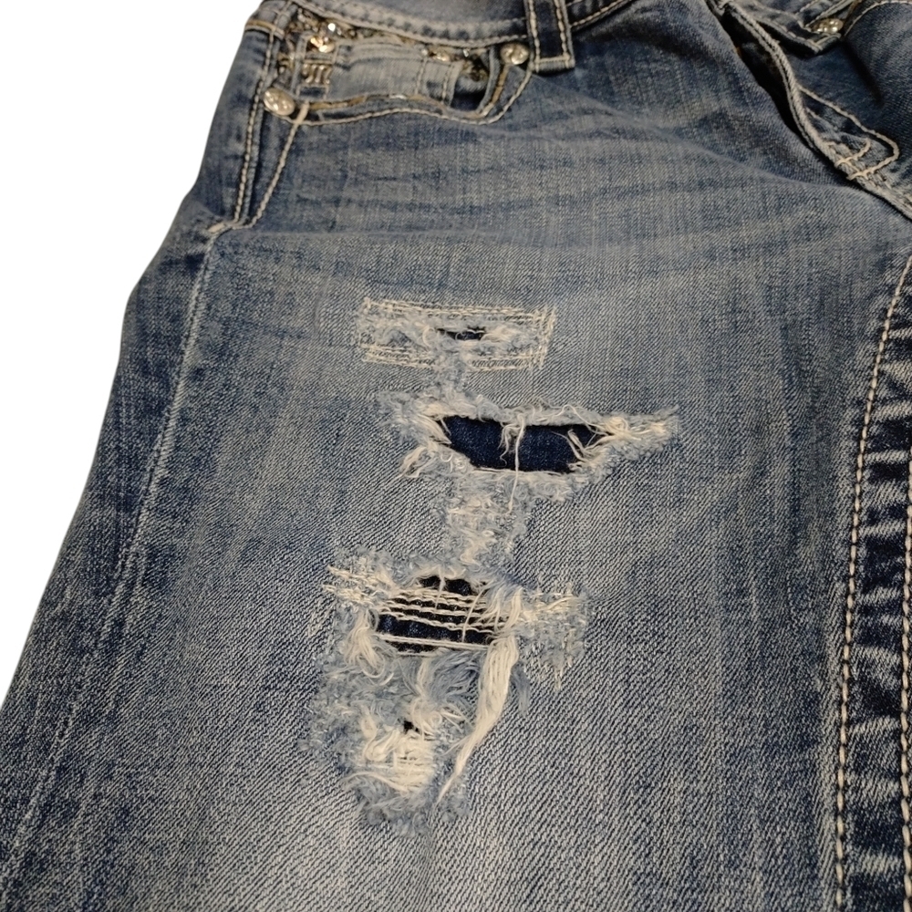 Miss Me Signature Women's Blue Crop Distressed Rhinestones Jeans Size 29 - Picture 6 of 13